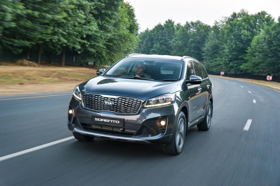  Kia Sorento (UM) 2018 года  (ZA) (фото 6 из 40)